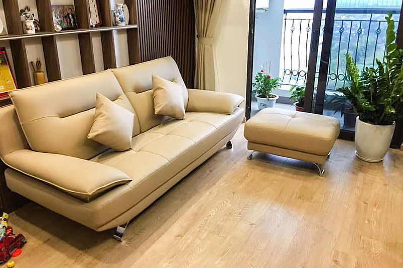 Bộ sofa là tâm điểm trong phòng khách chung cư